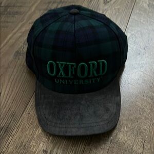 Sold✅Oxford University Plaid Cap
